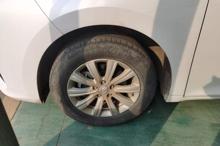 Used GAC Trumpchi M6 2023 PRO 270T DCT Elite Edition Left Front Wheel Hub