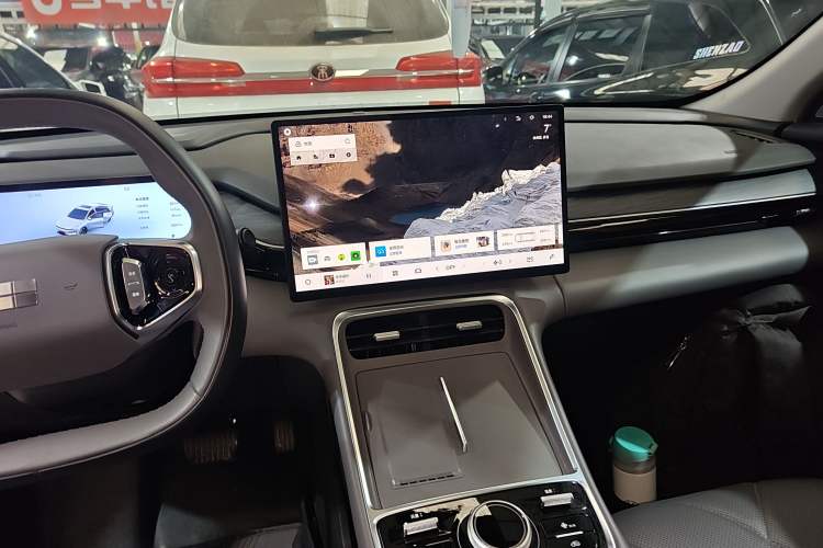 Used Geely Galaxy L6 2025 EM-i 140km Starship Edition