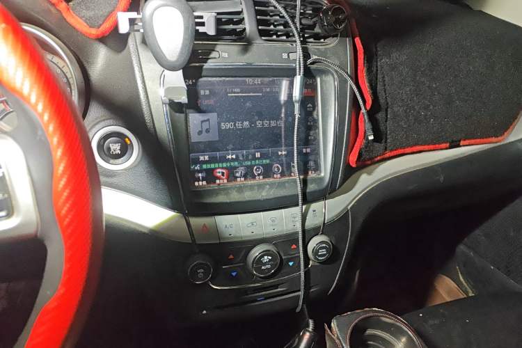 Used Dodge Journey 2014 2.4L Two-Wheel Drive Touring Edition