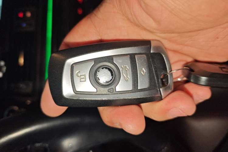 Used BMW 5 Series 2014 525Li Luxury Design Package