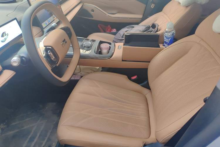 Used Geely Galaxy Galaxy 8 2025 130km EM-i Flagship Edition
