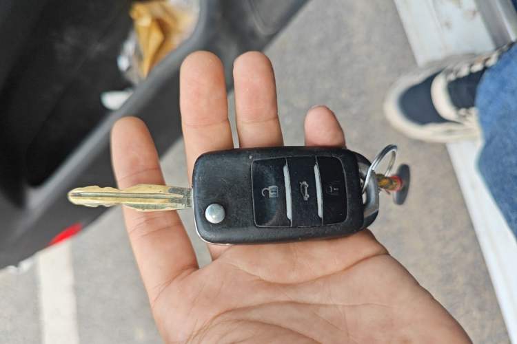 Used CHANGAN KAICHENG Oushang A600 2017 1.5L Manual Luxury Model Vehicle Key