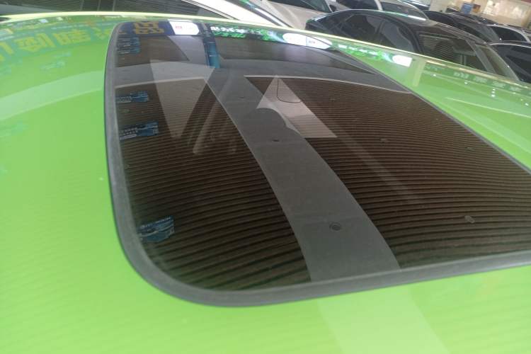 Used Honda Fit 2018 1.5L CVT Comfort Sunroof Version Roof