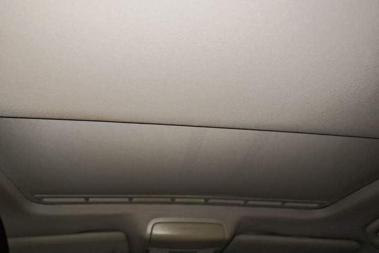 Used Volkswagen Sagitar 2012 1.6L Automatic Comfort Edition Headliner