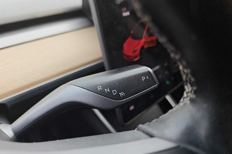 Used Tesla Model 3 2019 Long-Range Rear-Wheel-Drive Version