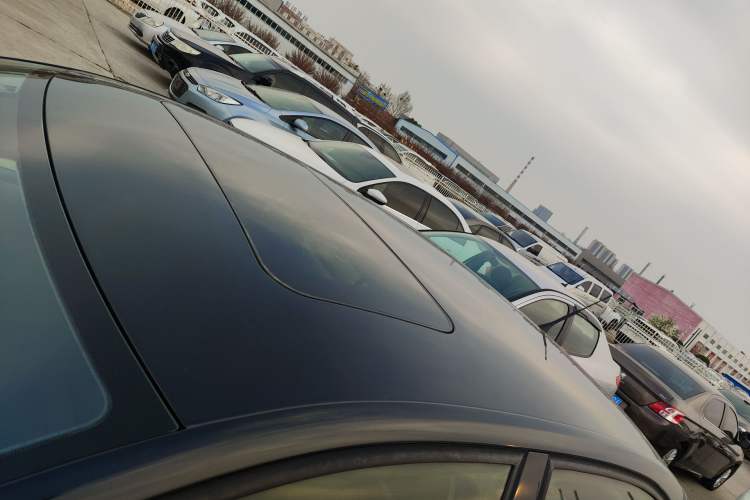 Used Volkswagen Santana 2015 1.6L Manual Comfort Edition Roof