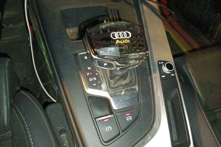 Used Audi A4L 2020 40 TFSI Fashion Dynamic Model