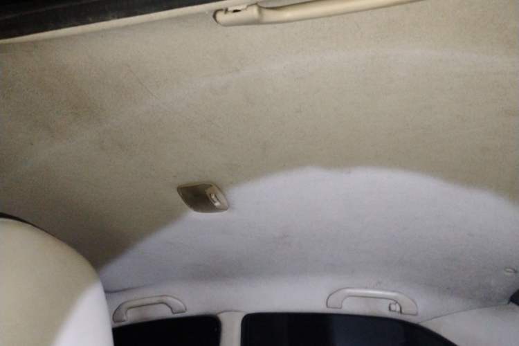 Used Soueast V3 Lingyue 2014 1.5L Manual Luxury Edition