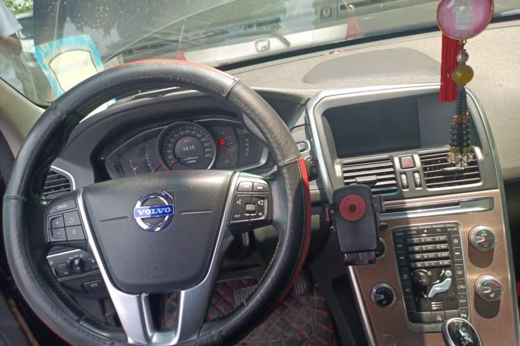 Used Volvo XC60 2015 T5 Smart Upgrade Model
