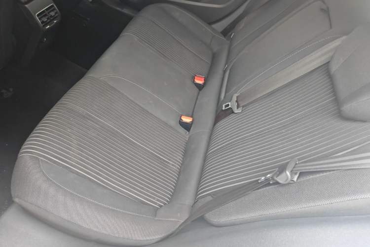 Used Peugeot 408 2015 1.2T Automatic Luxury Edition Left Rear Seat