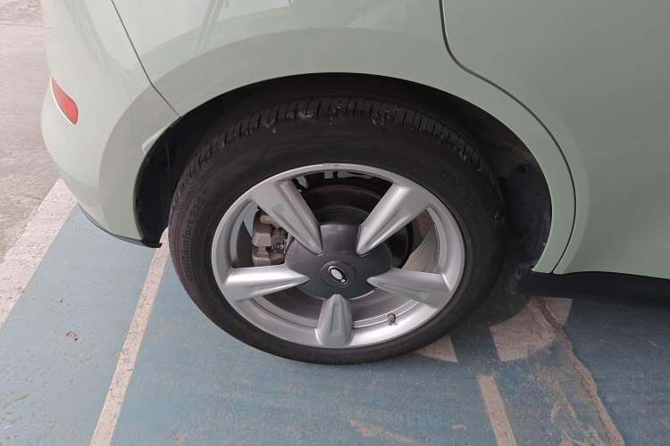 Used ORA Good Cat 2023 401 km Standard Range Luxury Version Ternary Lithium
