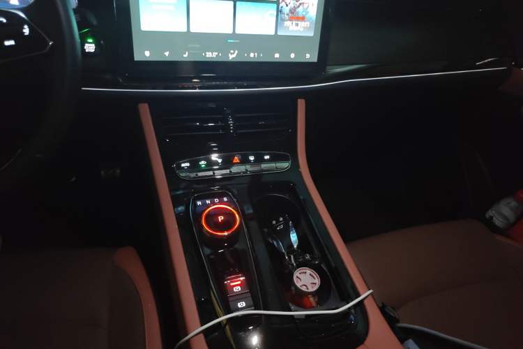 Used Skyworth EV6 2022 620 Smart Edition Audio And AC Panel