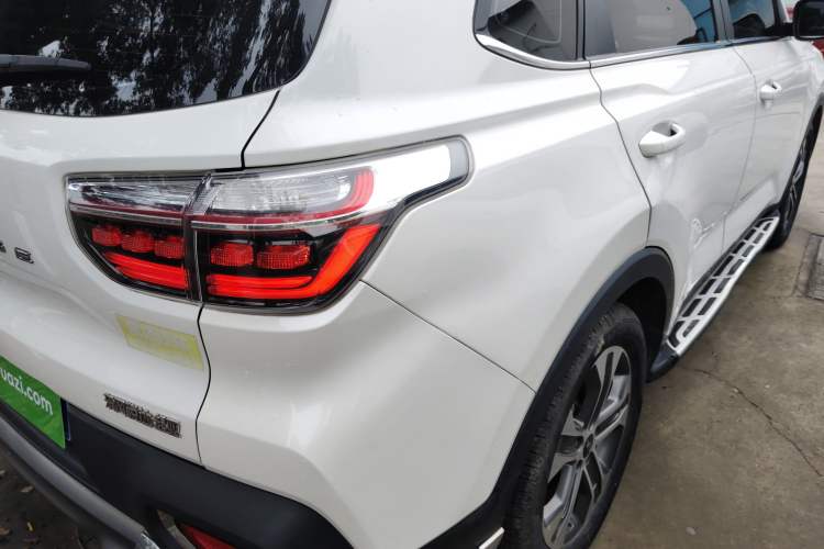 Used Kia Sportage R 2018 2.0L Automatic Smart Luxury Version China V Standard
