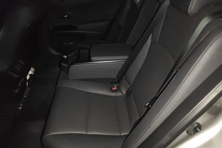 Used Lexus ES 2021 200 Excellence Edition