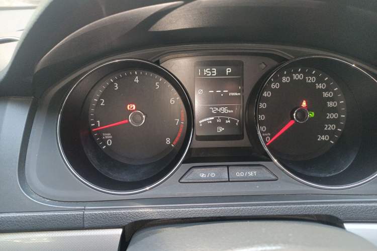 Used Volkswagen Lavida 2015 1.6L Automatic Comfort Edition