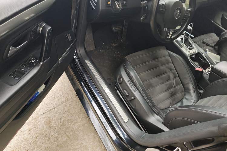 Used Volkswagen FAW-Volkswagen CC 2011 2.0 TSI Ultimate Edition