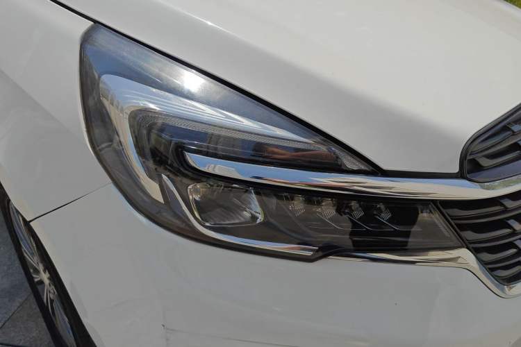 Used Buick GL8 2020 Land Cruiser Executive Class 652T Comfort Model
