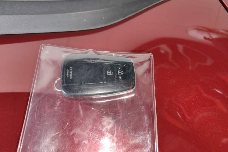 Used Toyota IZOA 2018 2.0L Yichi Edition China V Standard