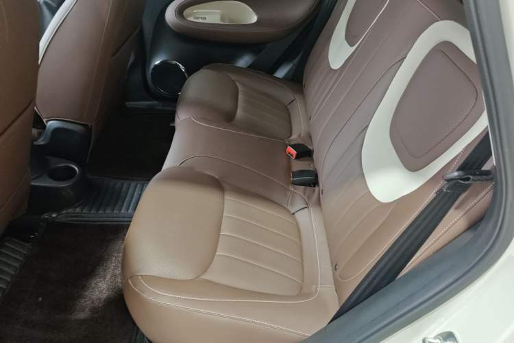 Used Wuling Bingo 2024 333 km Enjoyment Version Left Rear Seat