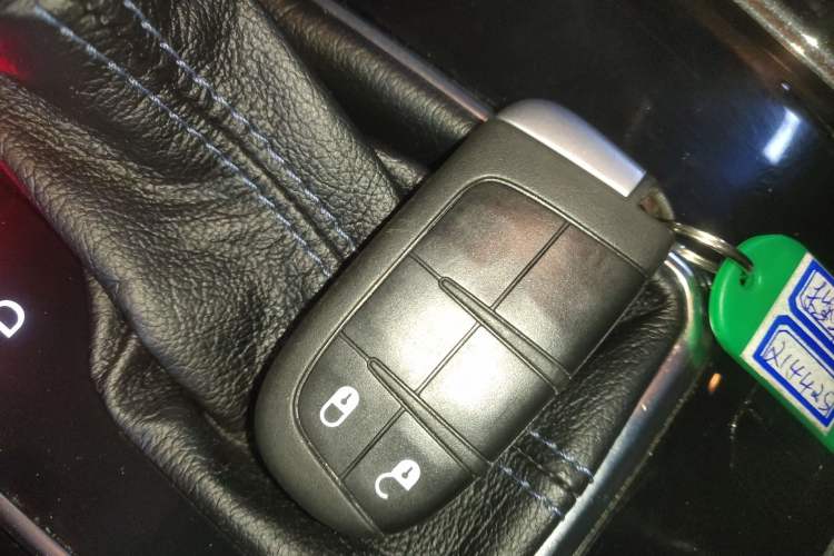 Used Jeep Compass 2021 220T Automatic Leading Edition