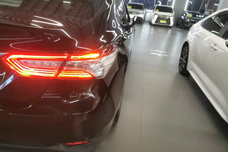 Used Toyota Camry 2019 2.0G Luxury Edition China VI Standard