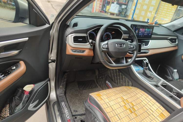 Used Geely Auto Vision X6 2020 1.4T CVT Luxury Edition