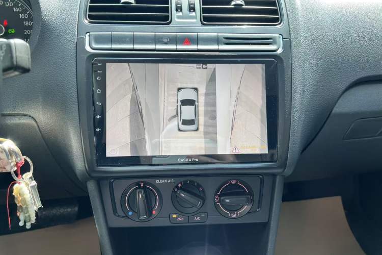 Used Volkswagen Polo 2016 1.4L Automatic Trendy Model Audio And AC Panel