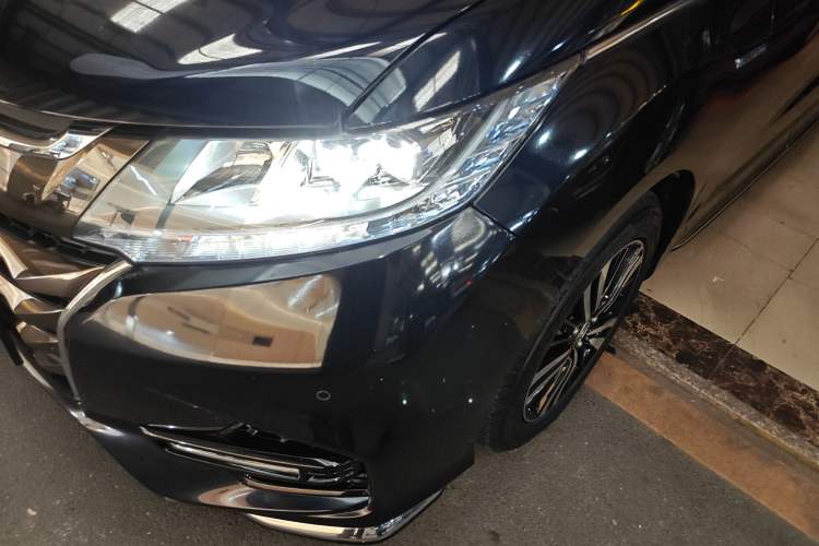 Used Honda Odyssey 2019 2.0L Rui·Zhi Zhen Edition Left Front Headlight