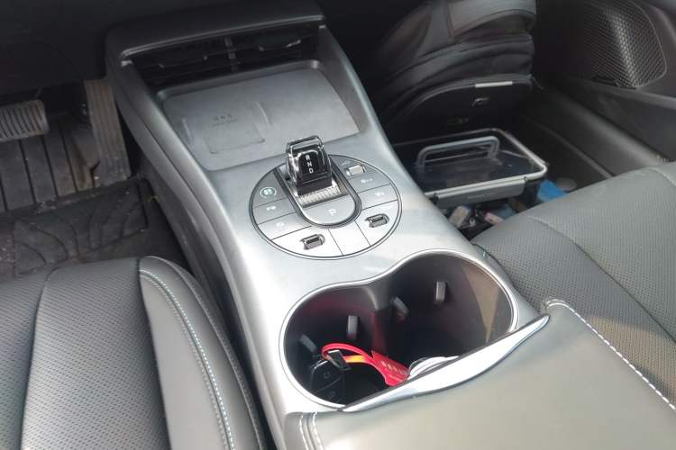 Used BYD Seal 2025 650 Intelligent Driving Version Gear Lever