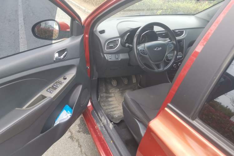 Used Chery Arrizo 3 2015 1.5L Manual High-End Version Driver Seat