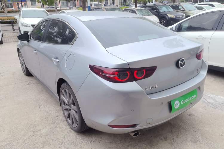 Used Mazda 3 Axela 2021 2.0L Automatic Zhiyao Edition
