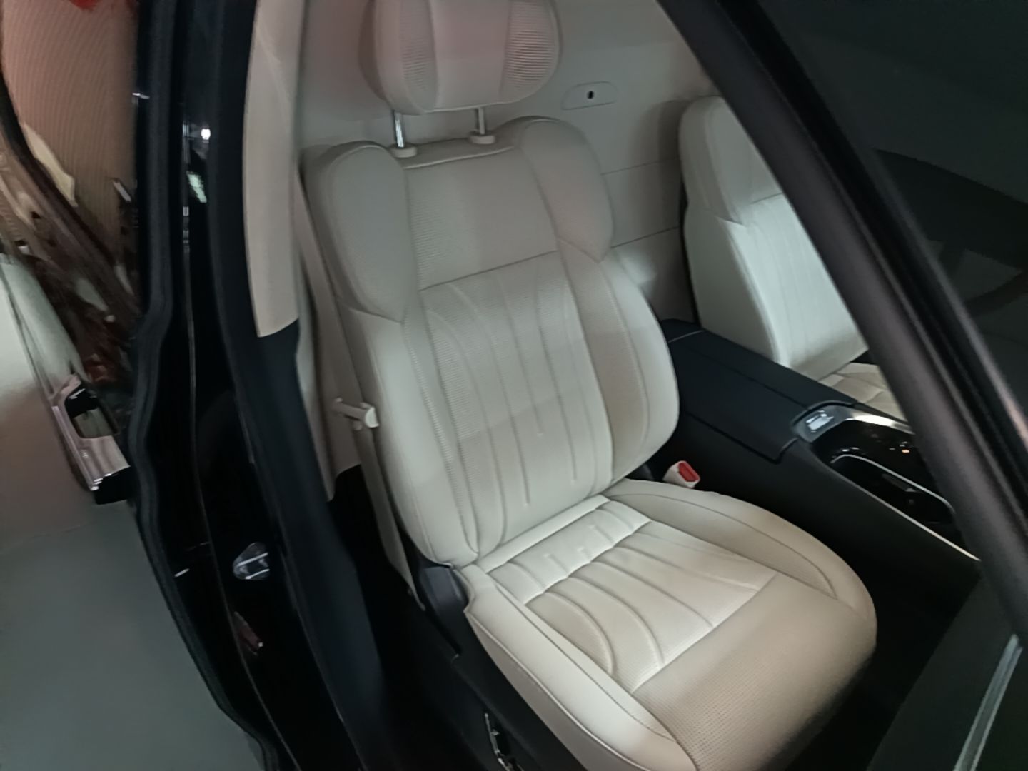 Zeekr 009 2024 GAC Trumpchi — снимка 19