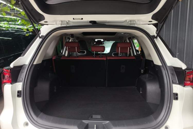 Used CHANGAN CS75 PLUS 2022 1.5T Automatic Luxury Model Trunk