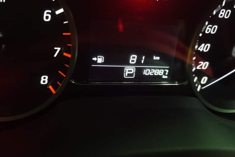 Used Nissan Sylphy 2019 1.6XV CVT Smart Connect Luxury Edition China V Standard Odometer Close Up