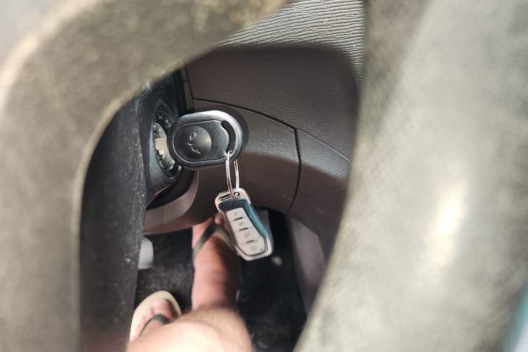 Used Wuling Hongguang 2015 1.5L S Basic Version China V Standard