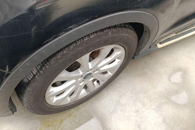 Used Ford Kuga 2015 1.5L GTDi Two-Wheel-Drive Comfort Model Left Front Wheel Hub