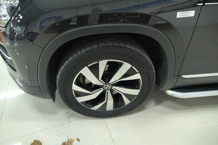 Used Volkswagen Tayron 2022 330TSI Two-Wheel Drive Luxury Smart Connectivity Version
