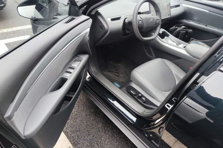 Used XPeng MONA M03 2025 600 with Ultra-Long Range Max Driver Seat