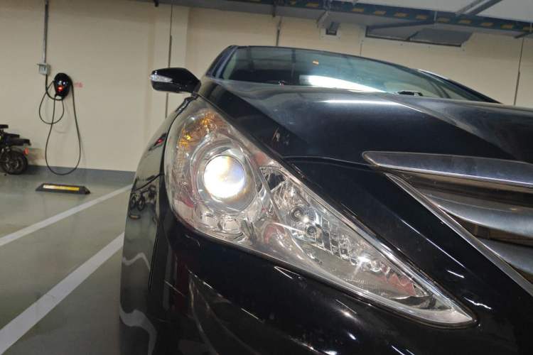 Used Hyundai Sonata 2011 2.0L Automatic Luxury Edition
