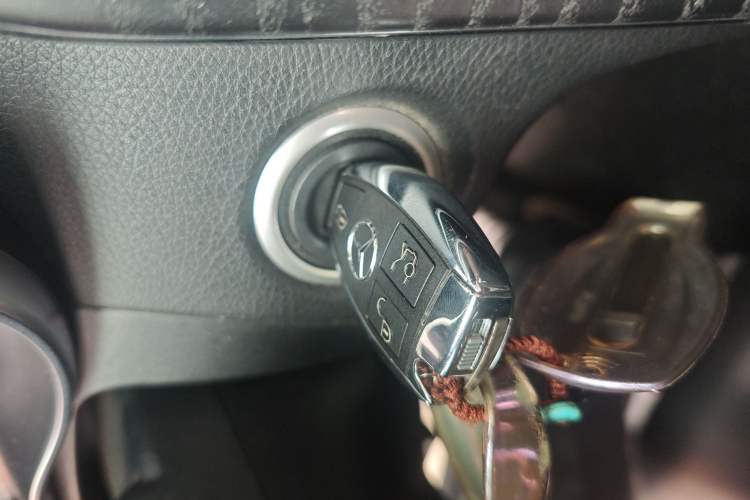 Used Mercedes-Benz C-Class 2017 Facelift C 200 L Sport Edition