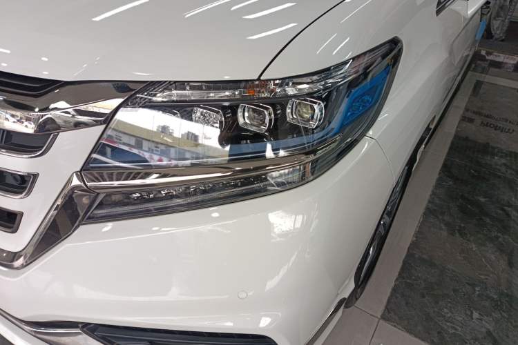 Used Honda Elysion 2019 2.0L Hybrid Supreme Edition