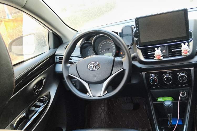 Used Toyota YARiS L Zhi Xuan 2021 X-Trail 1.5L CVT Luxury Edition