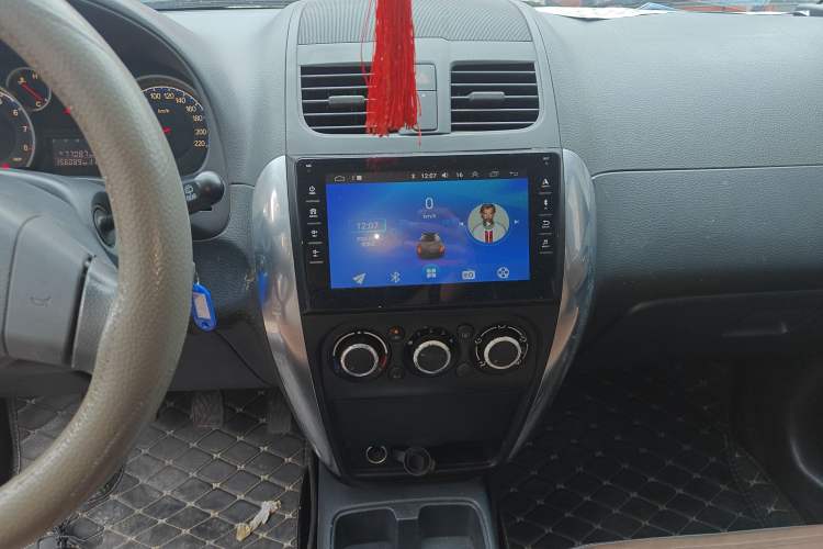 Used Suzuki SX4 2013 1.6L Manual CoolRide Model
