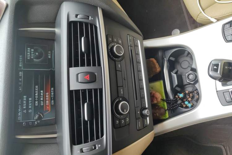 Used BMW X3 2016 sDrive20i Audio And AC Panel