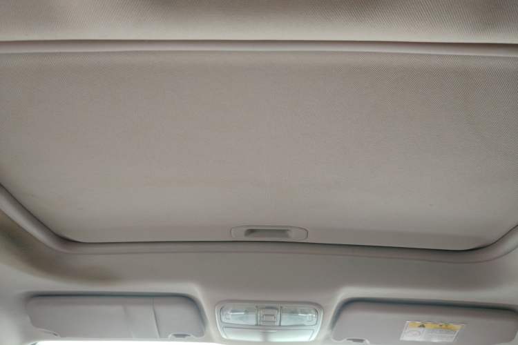 Used CHANGAN CS35 2016 1.6L Manual Luxury Model China IV Standard Headliner