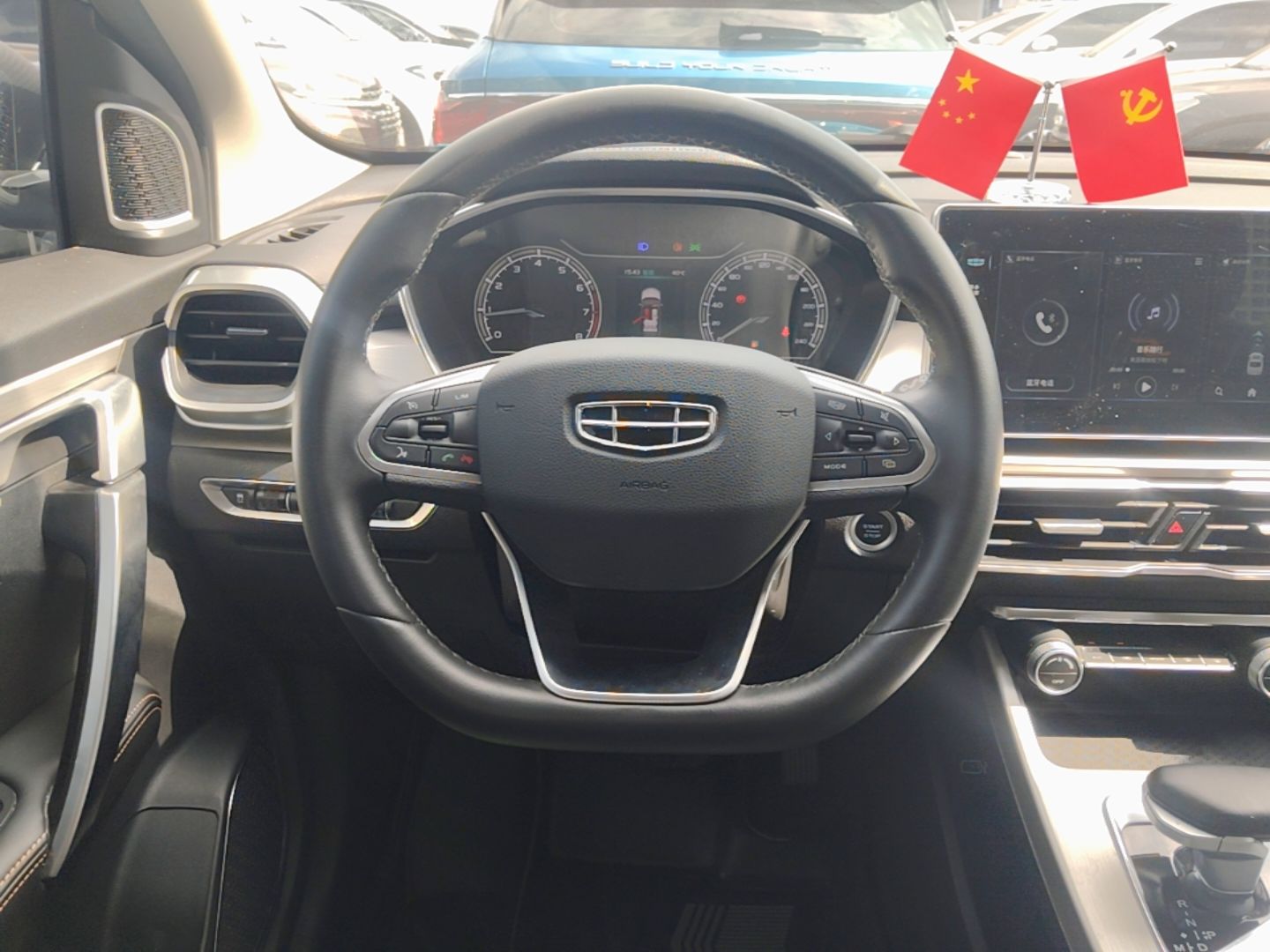 Geely Auto Coolray 2023 1.5T DCT Platinum Edition — снимка 13