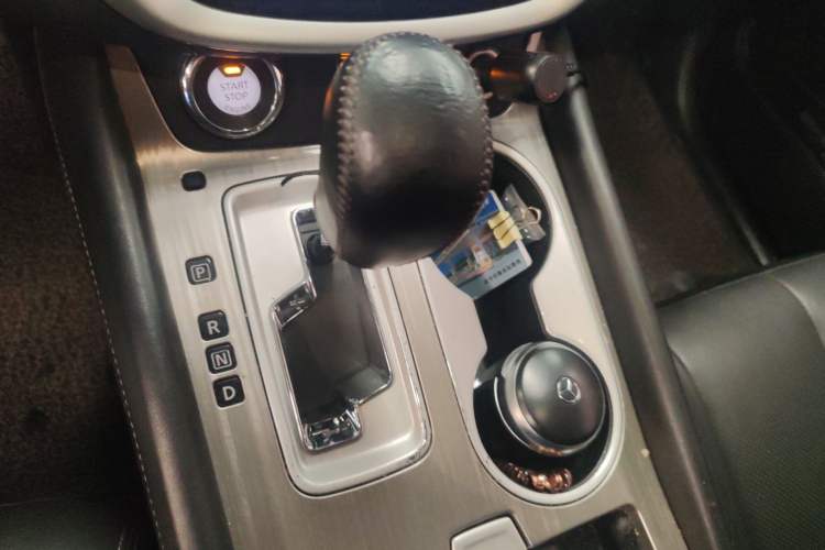 Used Nissan Murano 2017 2.5L XL Two-Wheel Drive Smart Edition Gear Lever