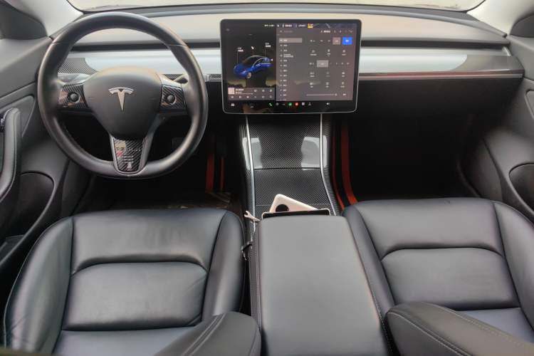 Used Tesla Model 3 2019 Long-Range All-Wheel-Drive Version
