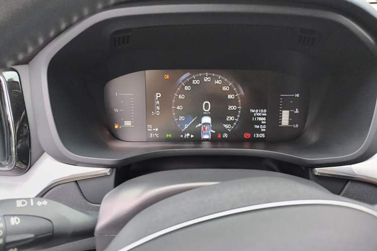 Used Volvo XC60 2019 T5 4x4 Smart Edition China V Standard

