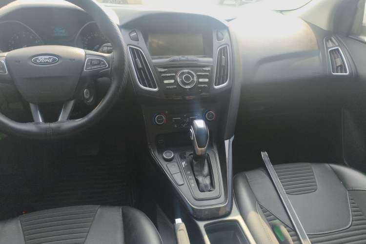 Used Ford Focus 2018 Two-Door Classic EcoBoost 125 Automatic Supercharged Style SmartDrive Edition